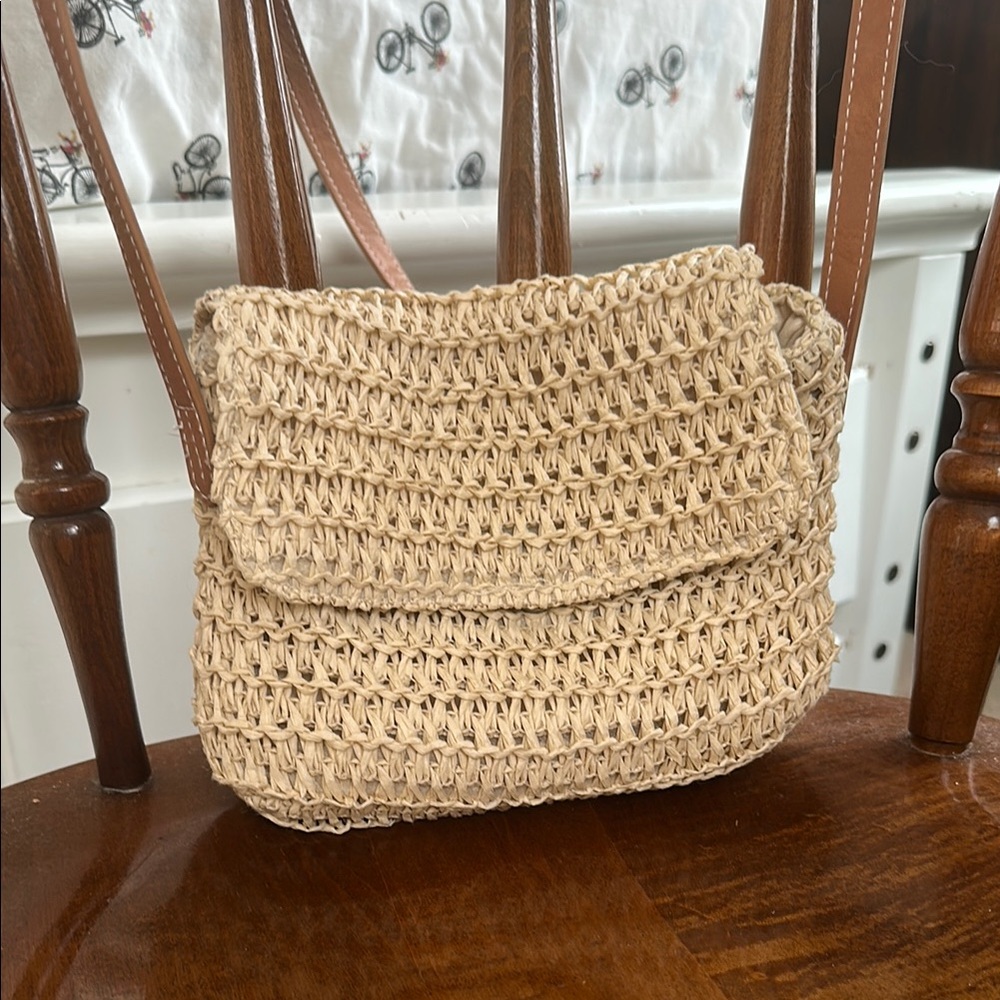Universal Thread Small Tan Woven Bag - image 1